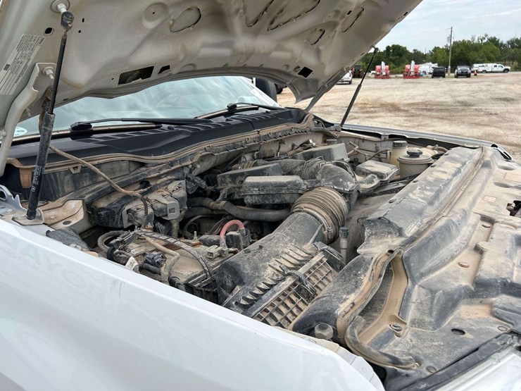 2021-ford-f250-image-9