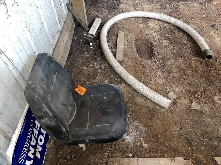 #7177-•-equipment-seat-image-2