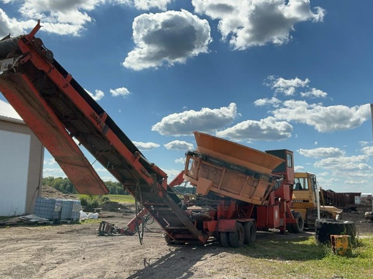 john-deere-12-image-7