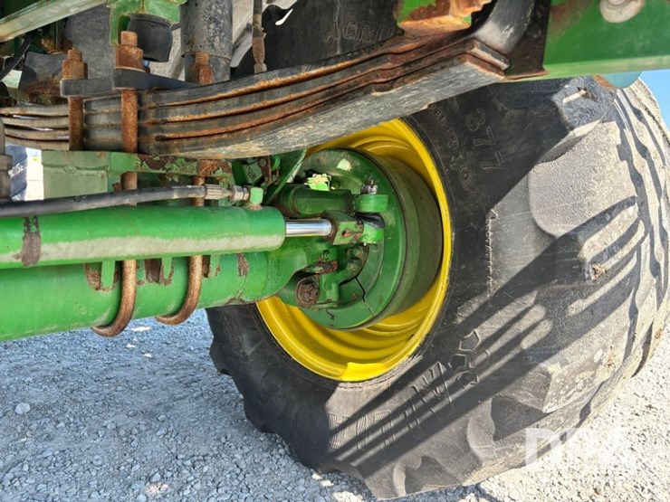 2019-john-deere-f4365-image-43