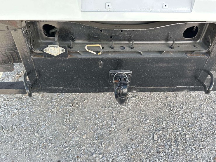 2012-dodge-ram-5500-image-21