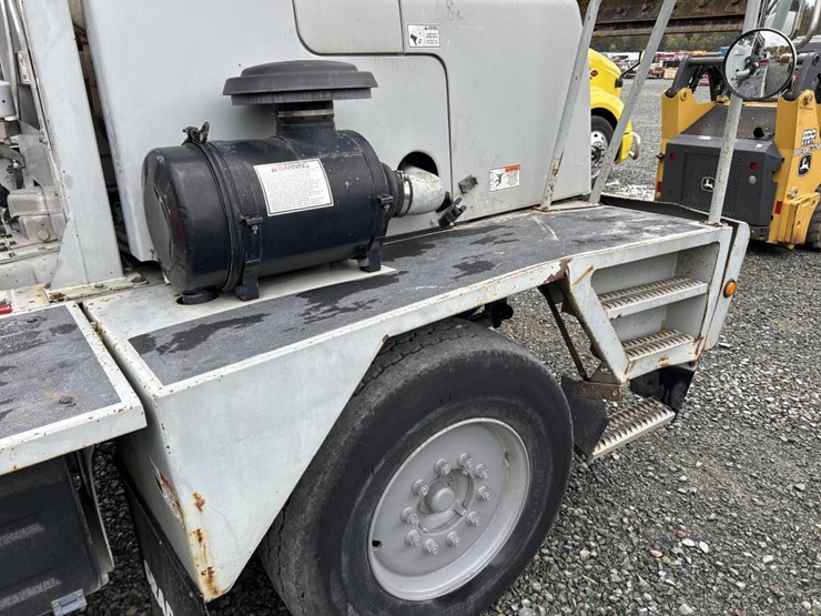 2005-gradall-xl4100-image-46