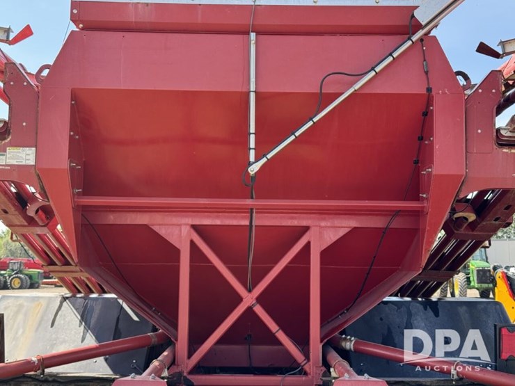 2016-case-ih-2016-image-12