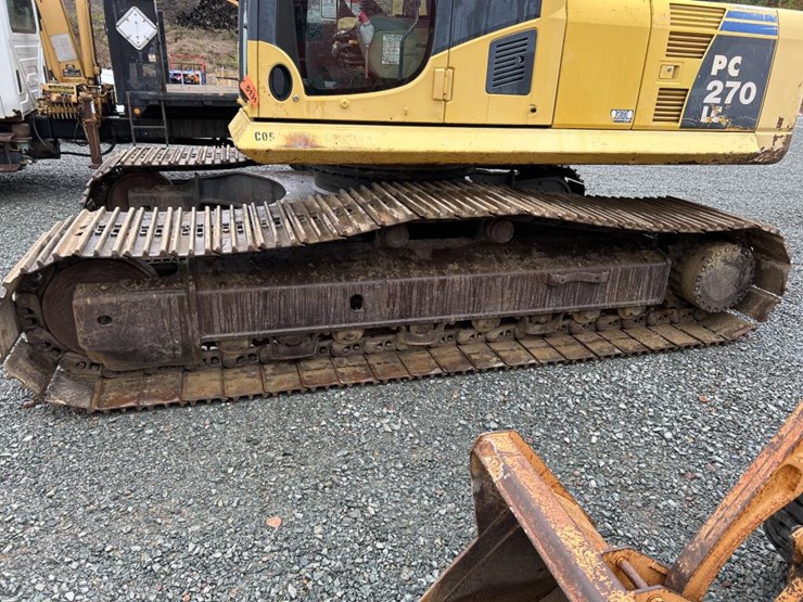 komatsu-pc270-lc-image-60