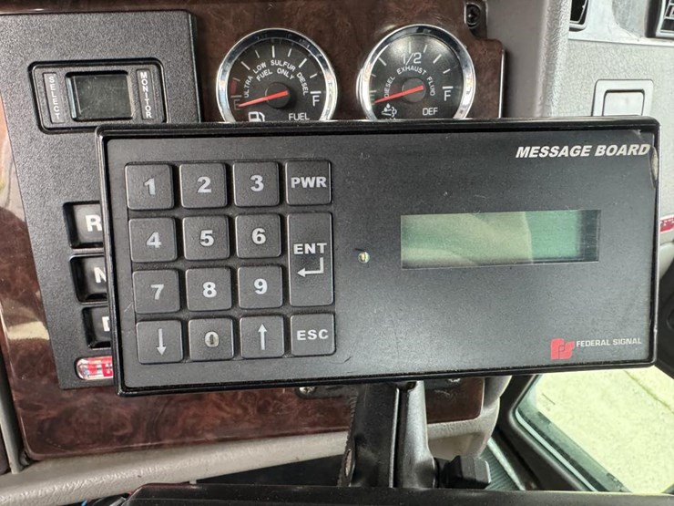 2019-kenworth-t270-image-65