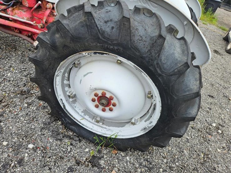ford-tractor-image-27