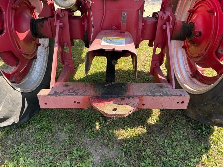 1939-farmall-h-tractor-image-9
