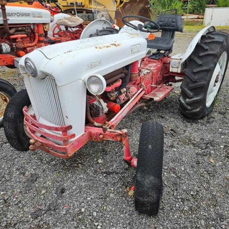 FORD TRACTOR