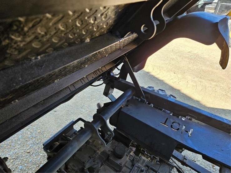 kubota-rtv900-image-16