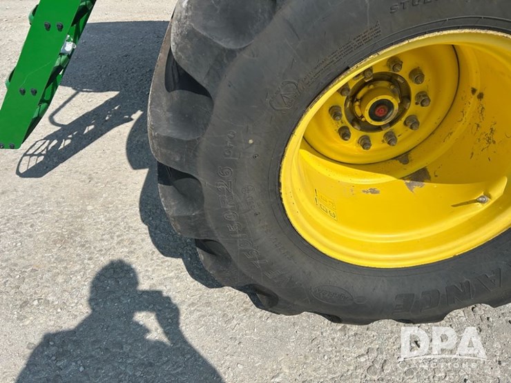 2020-john-deere-10-image-15