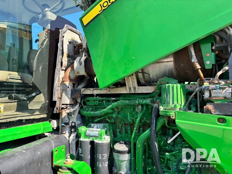 2019-john-deere-f4365-image-36