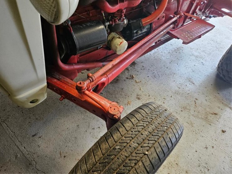 2020-ford-640-image-26