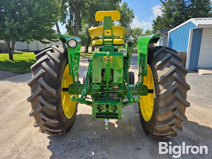 1969-john-deere-2520-image-6