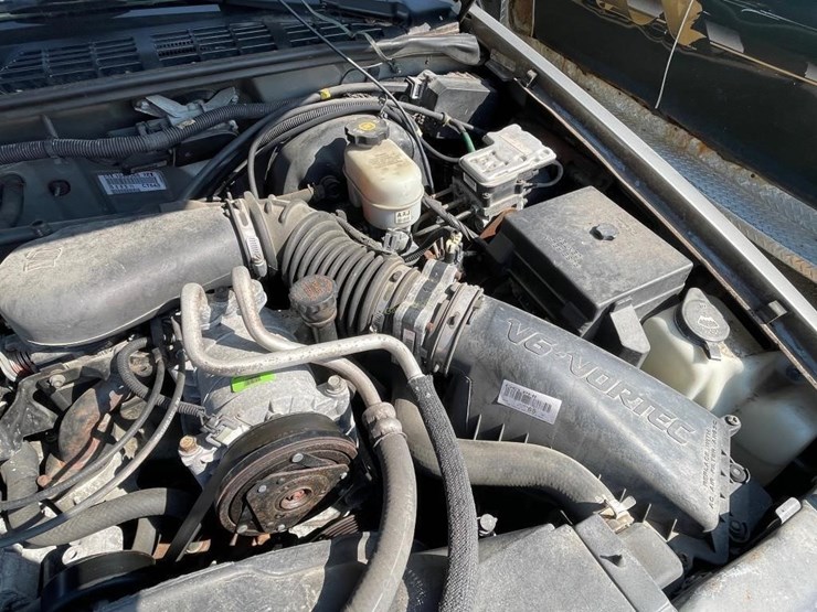 2004-chevrolet-s10-image-20