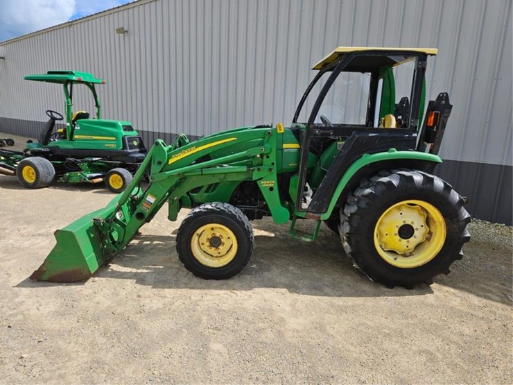 john-deere-4720-image-3