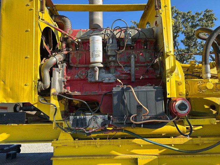 2005-international-durastar-4200-image-18