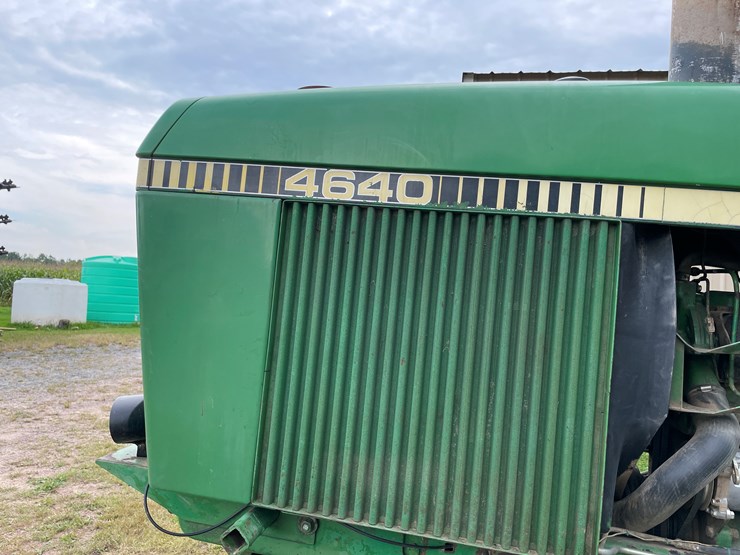 john-deere-4640-image-15