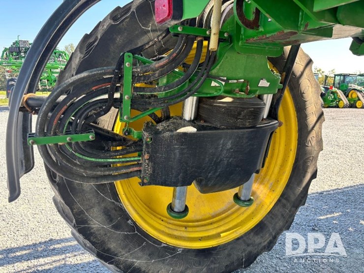 2017-john-deere-r4038-image-64