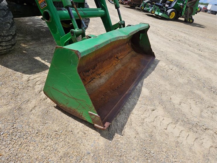 john-deere-4720-image-10