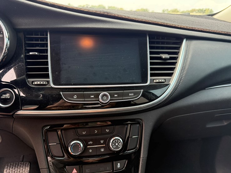 2019-buick-encore-image-19