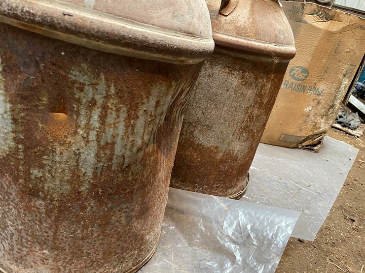 #7184-•-(2)-metal-milk-cans-image-7