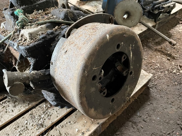 #7152-•-engine-and-transmission-image-6