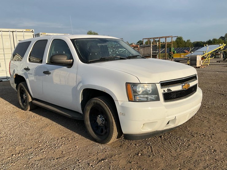 2012-chevrolet-tahoe-image-7