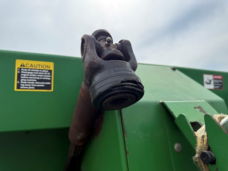 john-deere-925d-image-31