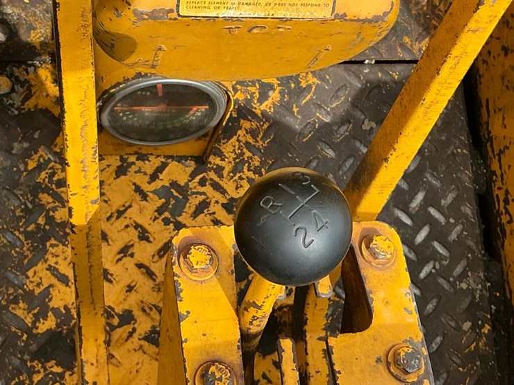 1970-john-deere-350-image-45