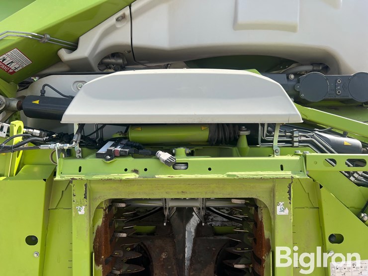 2018-claas-orbis-750-image-13