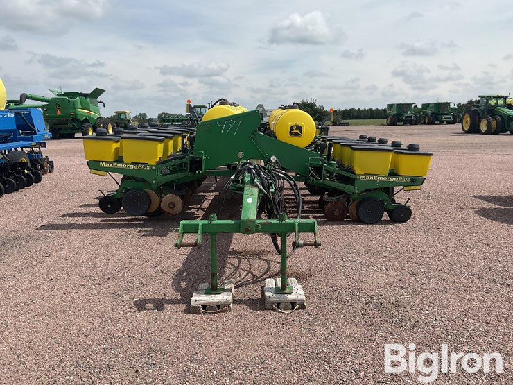 2001-john-deere-1770-image-2
