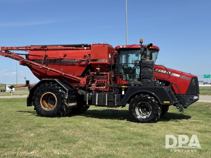 2016-case-ih-2016-image-18