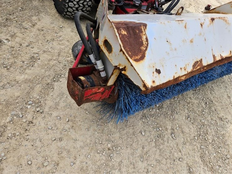 ventrac-4200-image-10