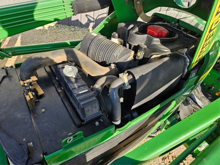 2000-john-deere-4400-image-17