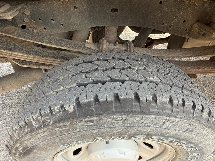 2013-ford-f350-image-29