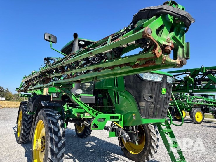 2014-john-deere-r4038-image-117