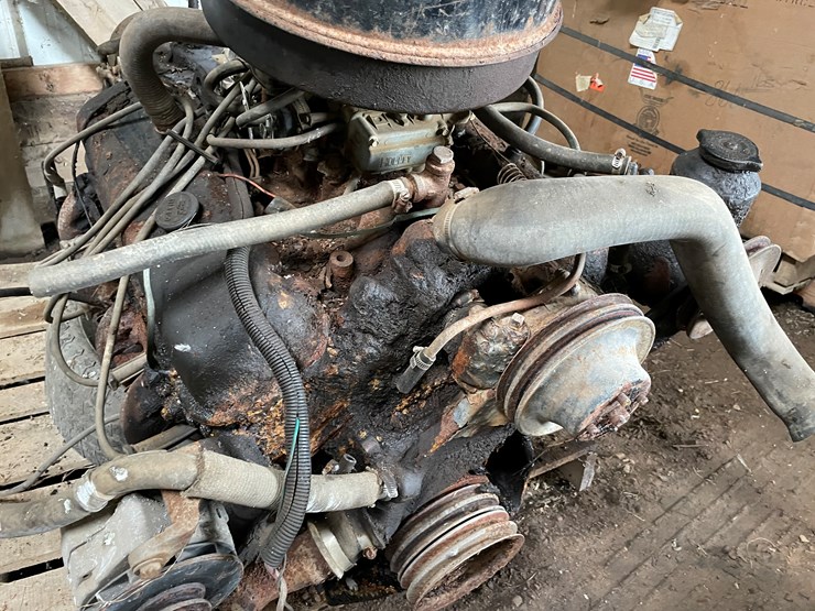 #7152-•-engine-and-transmission-image-9