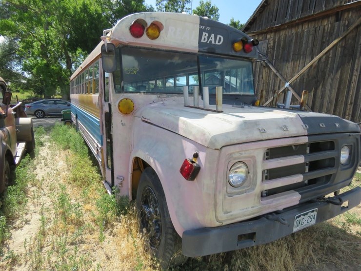 1975-international-4700-image-2