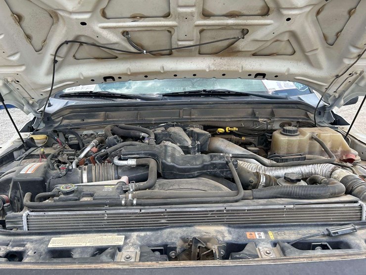 2011-ford-f350-image-8