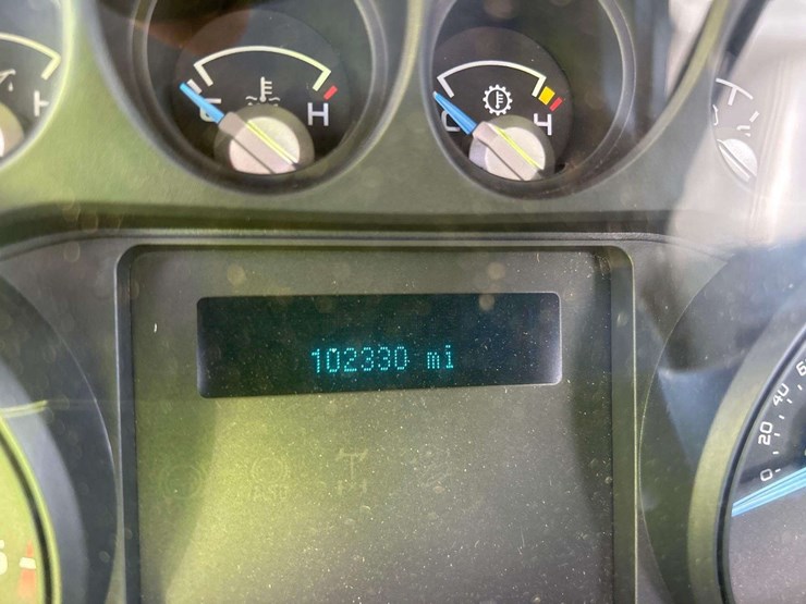 2012-ford-f550-image-6