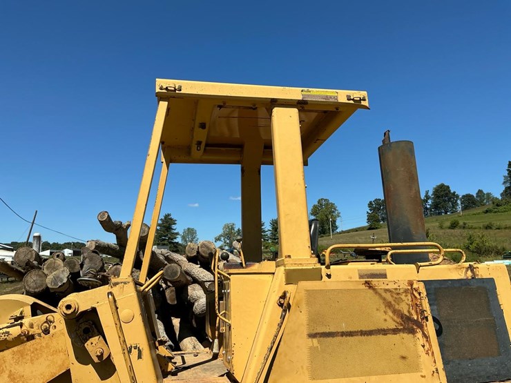 caterpillar-943-image-35