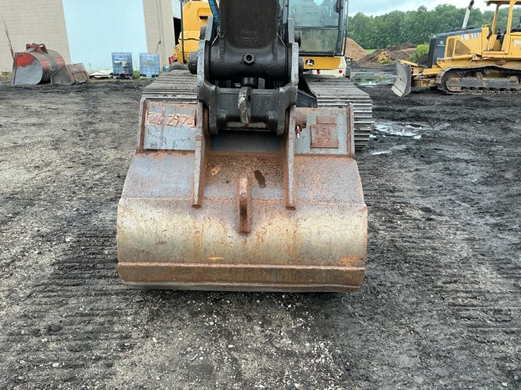 2007-john-deere-270-image-10