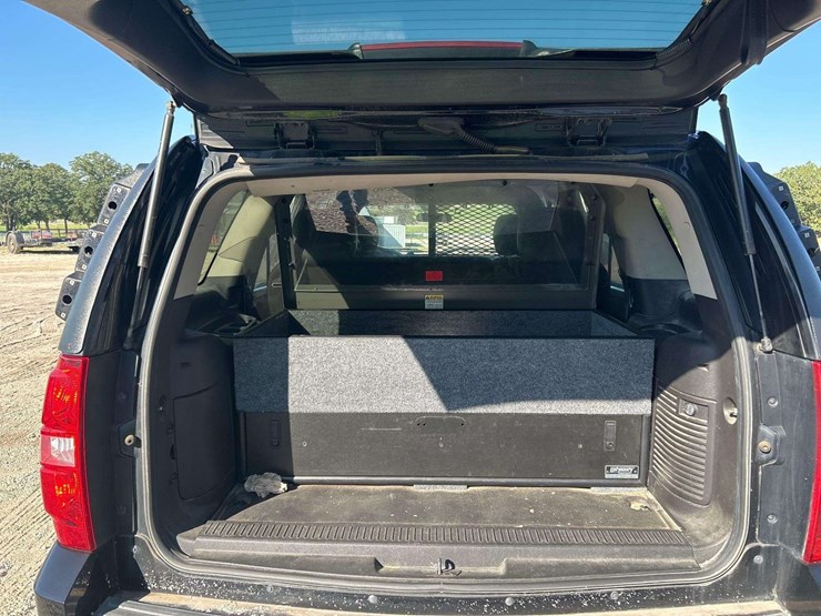 2014-chevrolet-tahoe-image-20