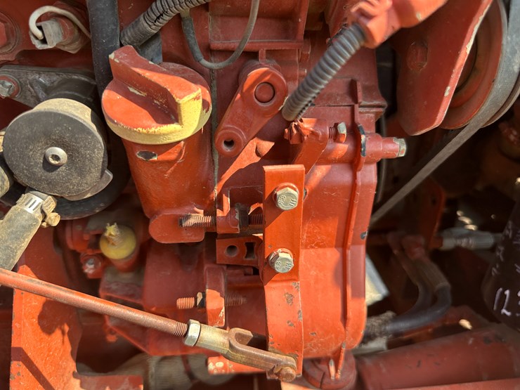 2004-ditch-witch-3700-image-33