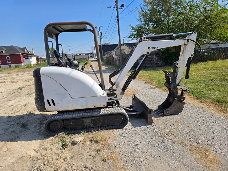 2003-bobcat-328d-image-27