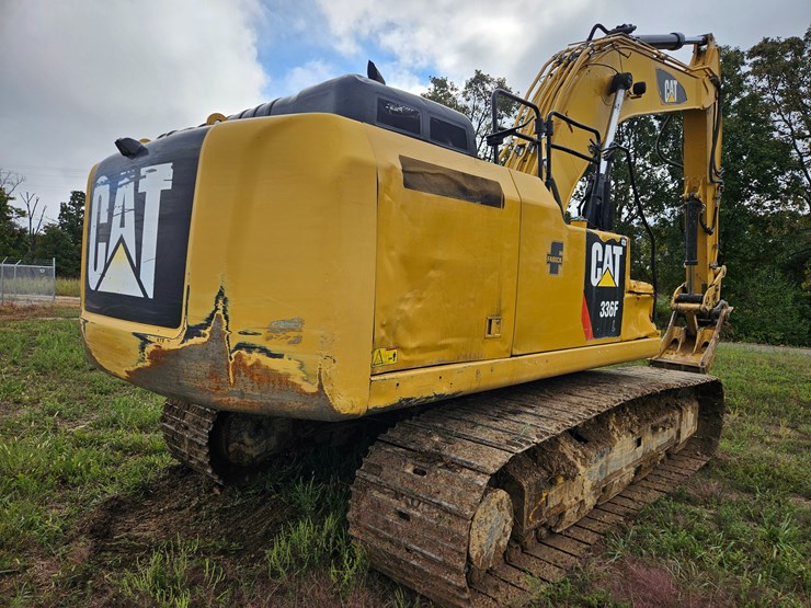 2017-caterpillar-336f-image-19