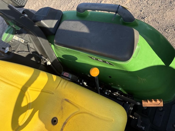 john-deere-3032e-image-14