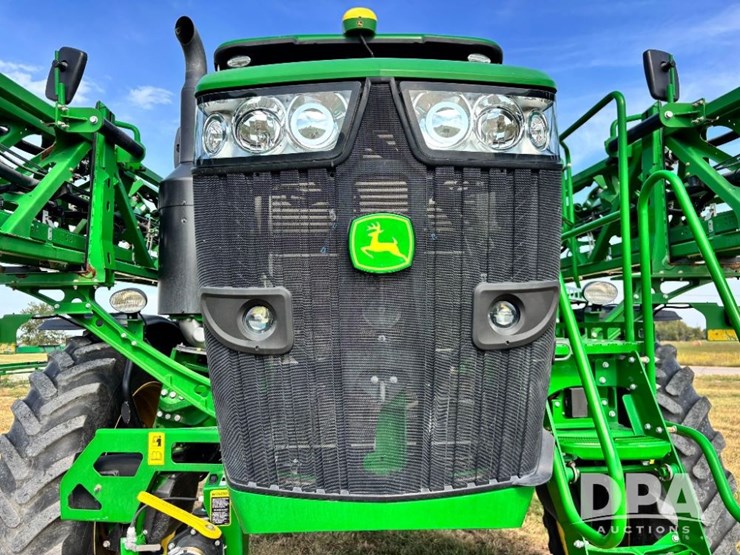 2019-john-deere-r4045-image-24
