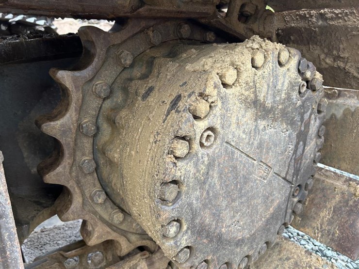 komatsu-pc270-lc-image-64