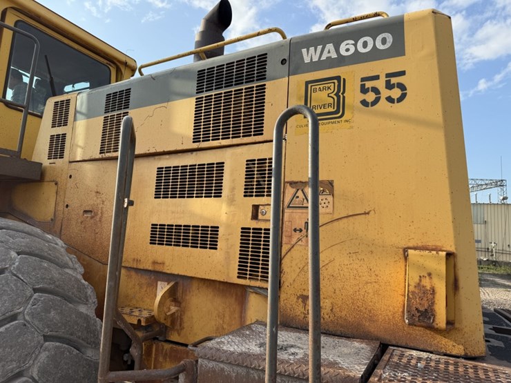 komatsu-wa600-image-28
